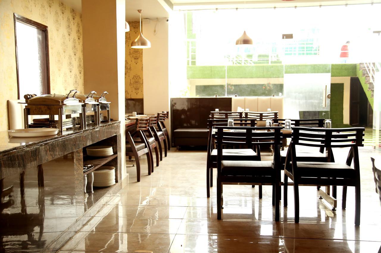 Sallow Royal Suites Amritsar Exterior foto