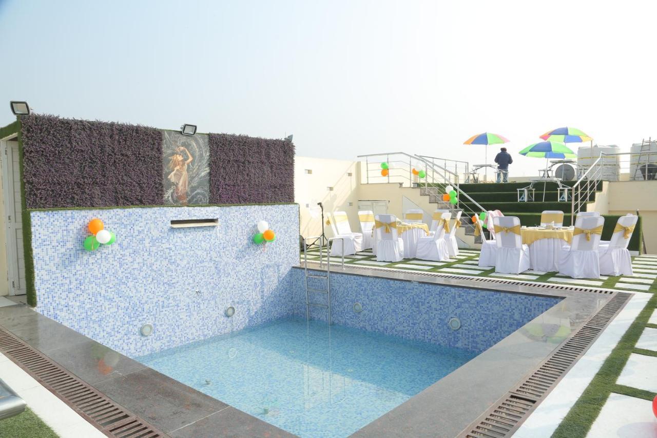 Sallow Royal Suites Amritsar Exterior foto